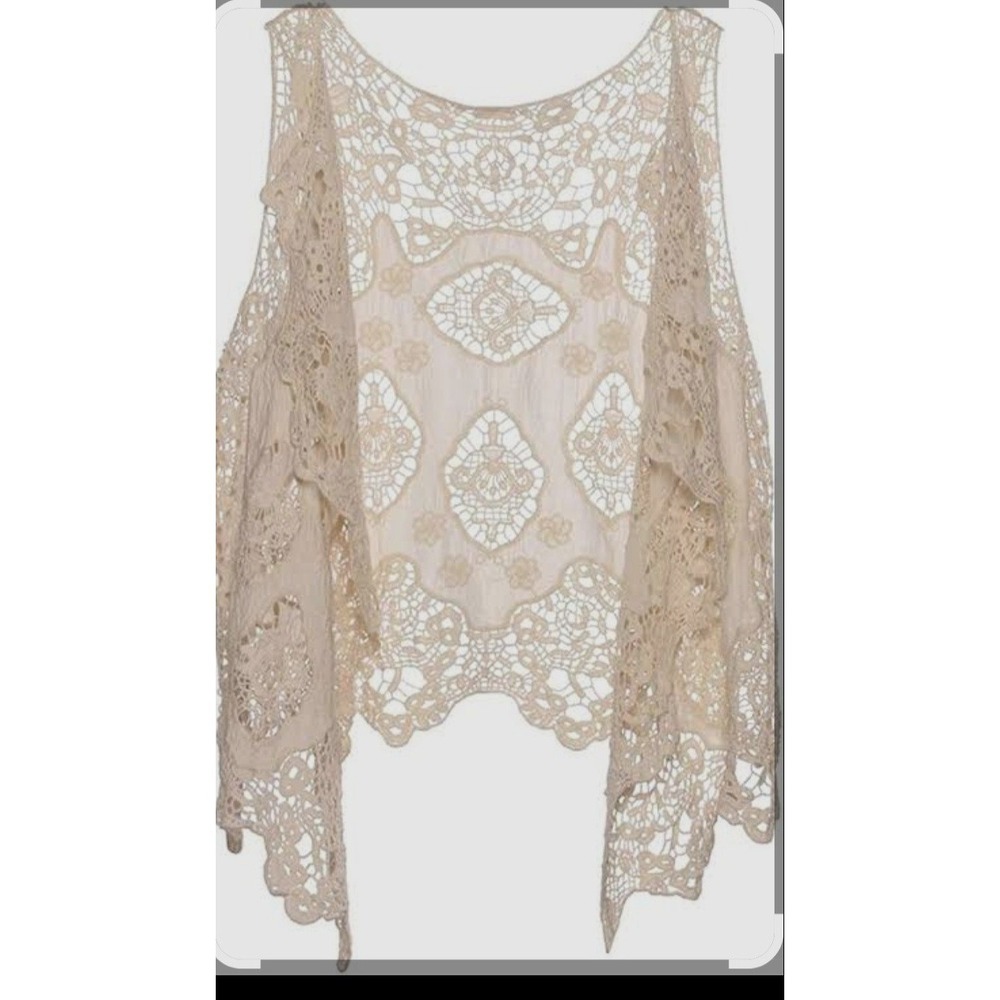 JASTIE Open Stitch Crochet Vest and the Flygo Boho Butterfly Vest